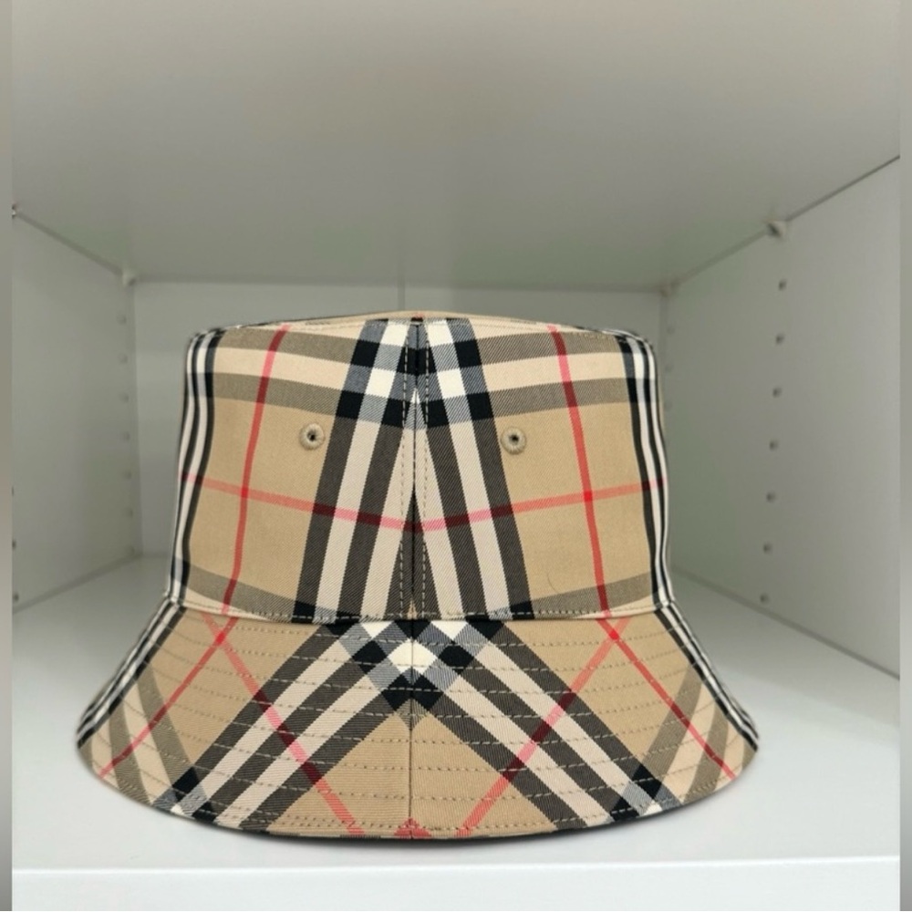 Burberry Bucket hat